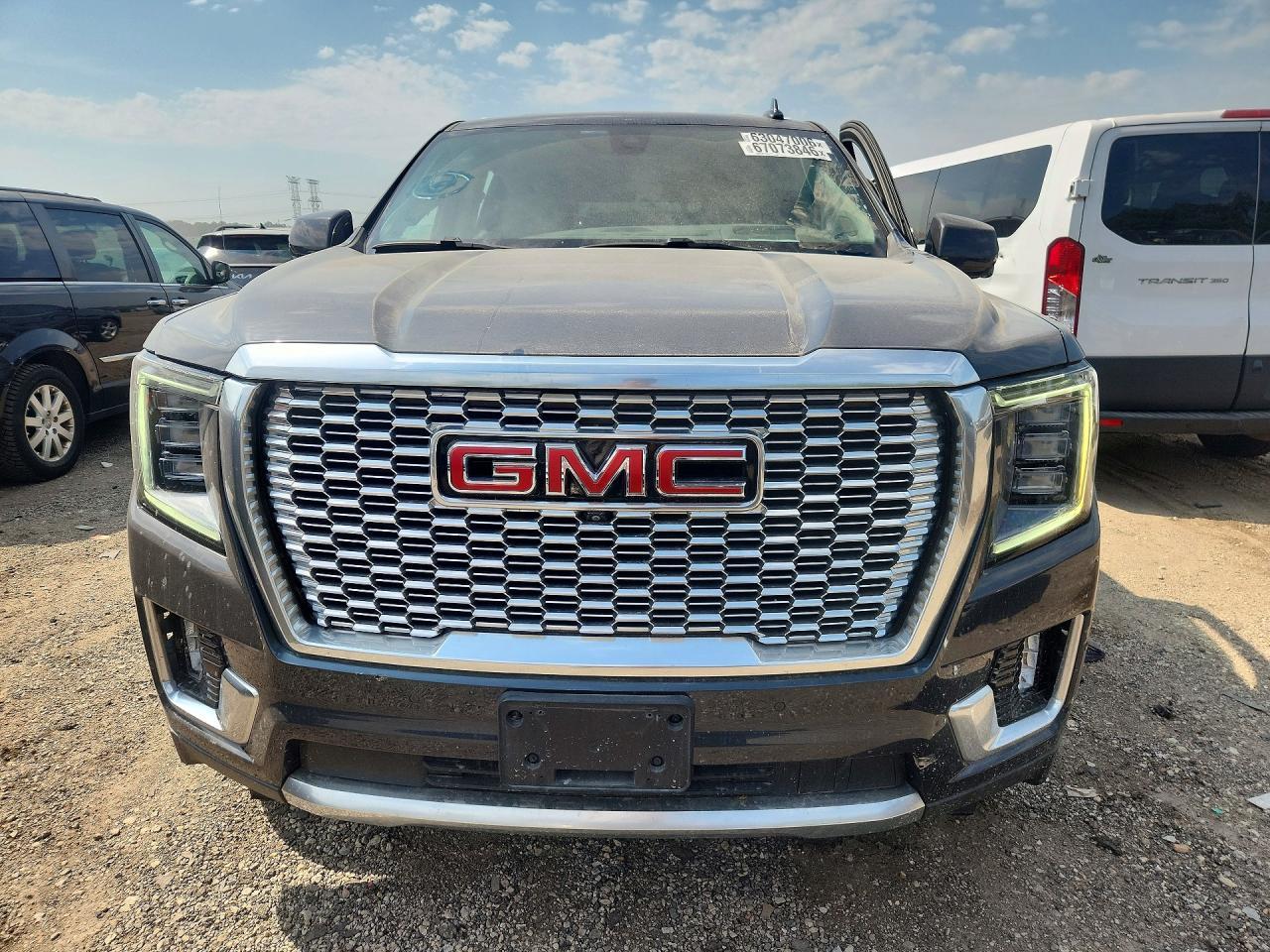 2021 GMC Yukon Denali - Image 5