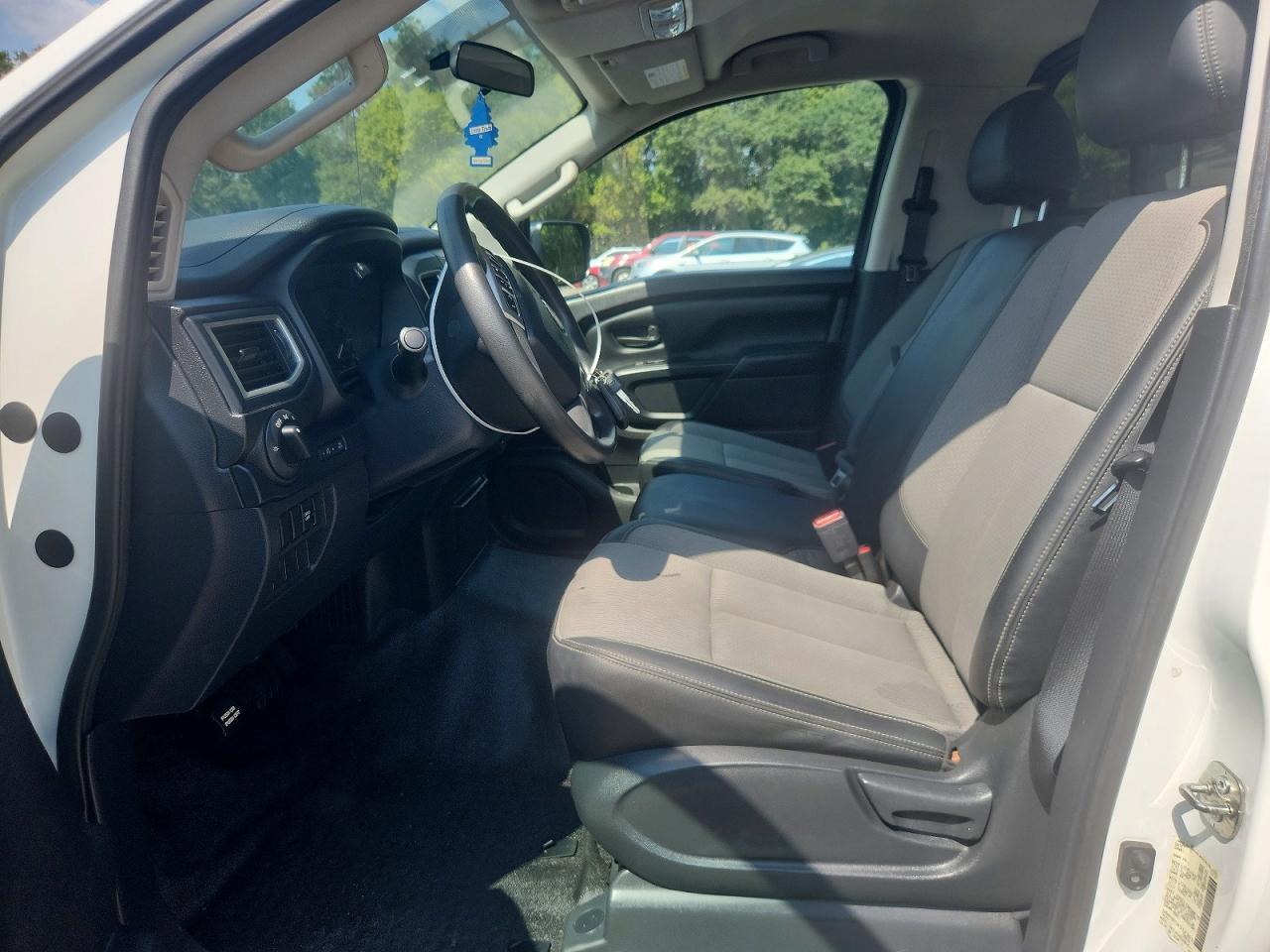 2018 Nissan Titan Xd S - Фото 7