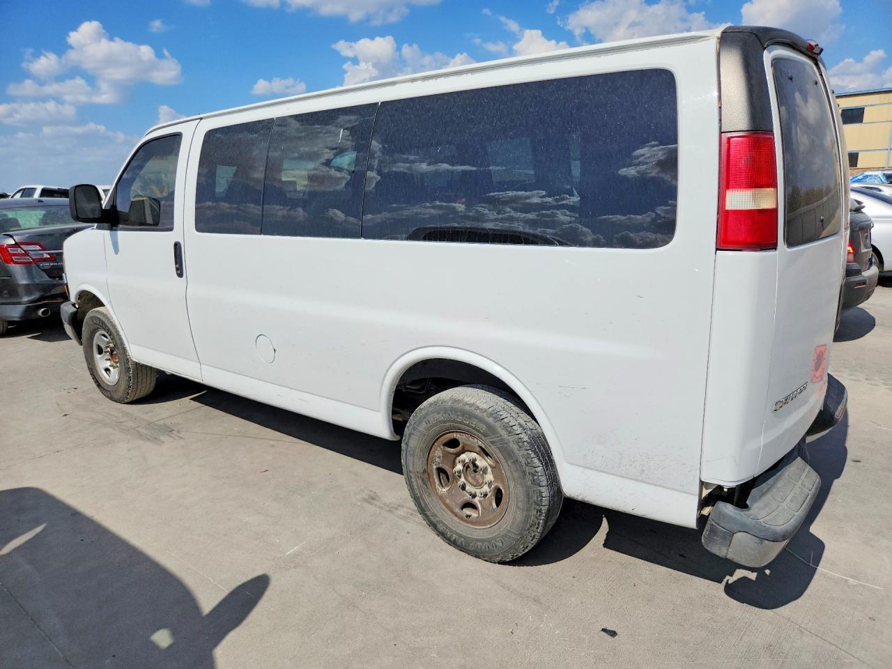 2014 Chevrolet Express G2500 Lt - Фото 2