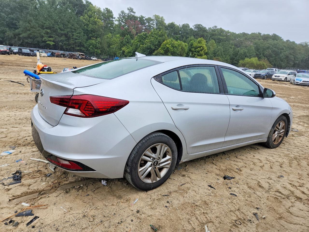 2019 Hyundai Elantra Se - Фото 3