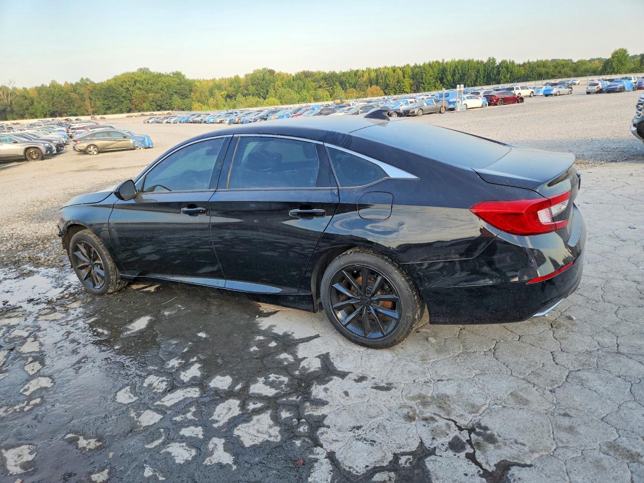2021 Honda Accord Lx - Фото 2