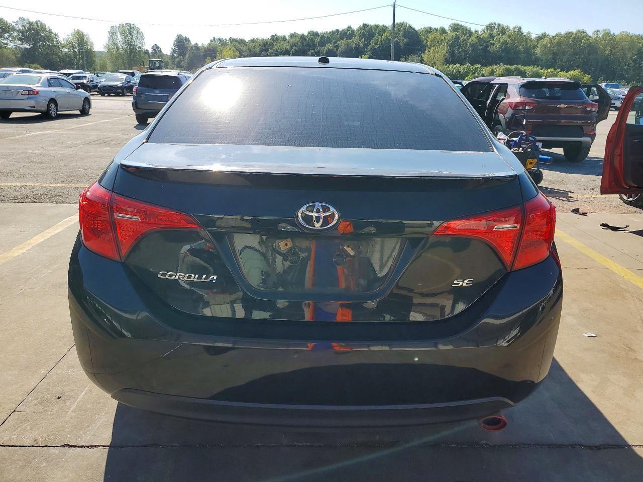 2018 Toyota Corolla Se - Фото 6