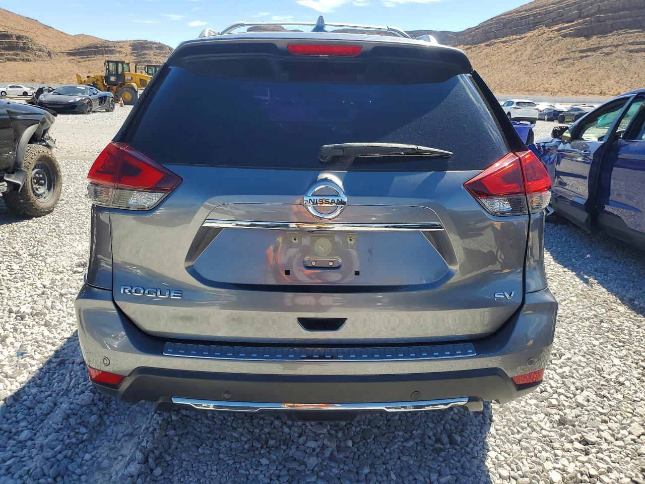 2019 Nissan Rogue Sv - Image 6