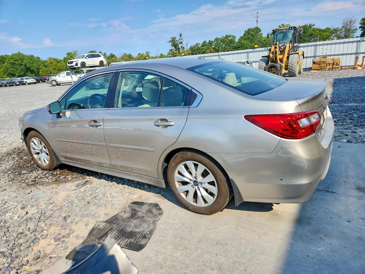 2015 Subaru Legacy 2.5I Premium - Фото 2