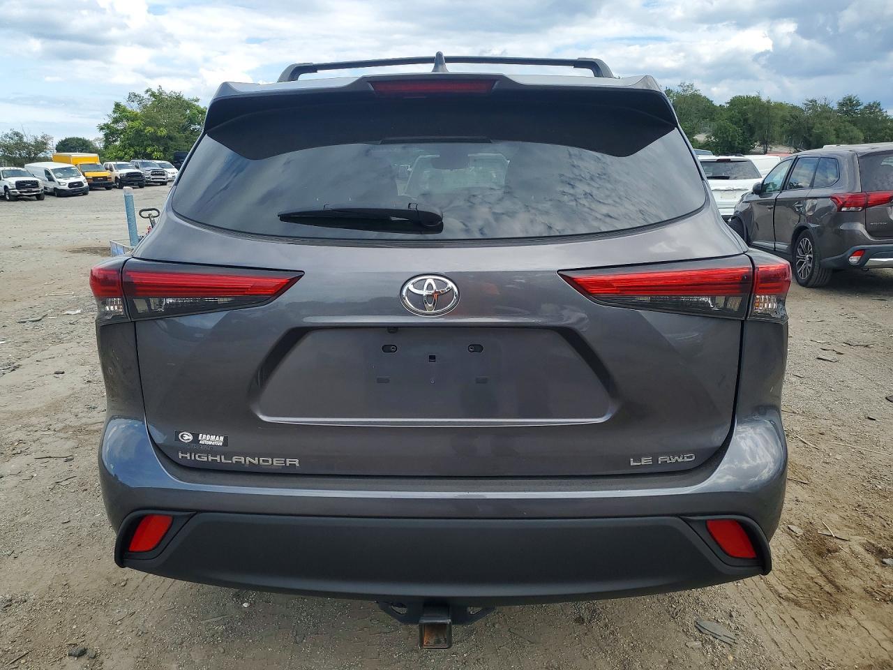 2022 Toyota Highlander Le - Фото 6