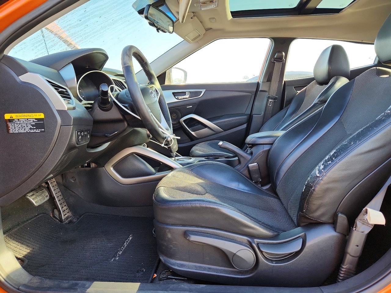 2012 Hyundai Veloster Base - Фото 7