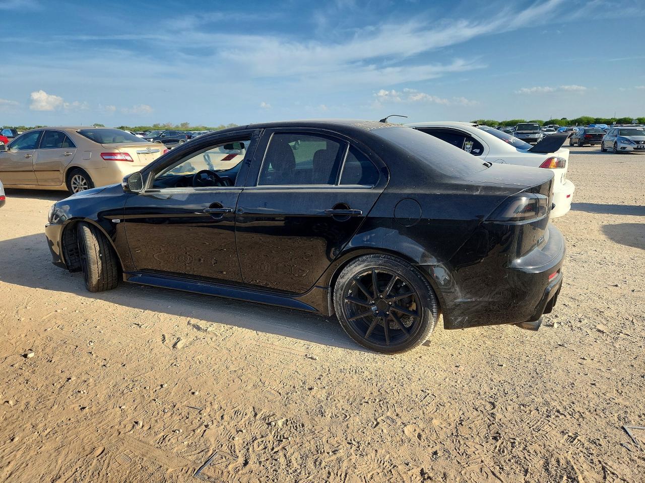 2017 Mitsubishi Lancer Es - Фото 2