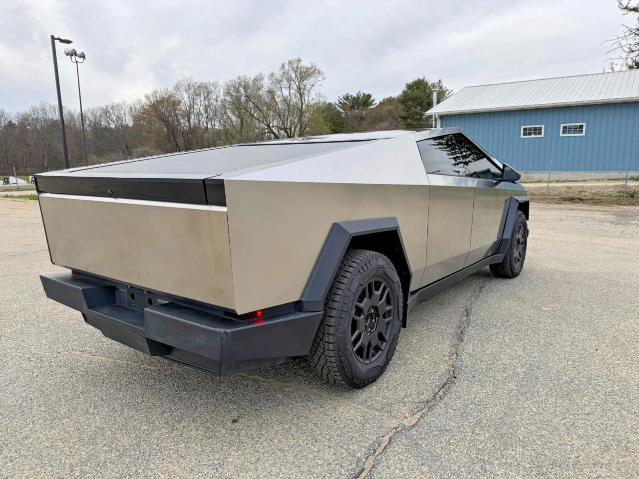 2024 Tesla Cybertruck - Фото 4
