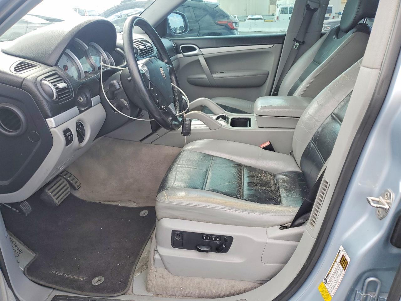 2006 Porsche Cayenne S - Image 7