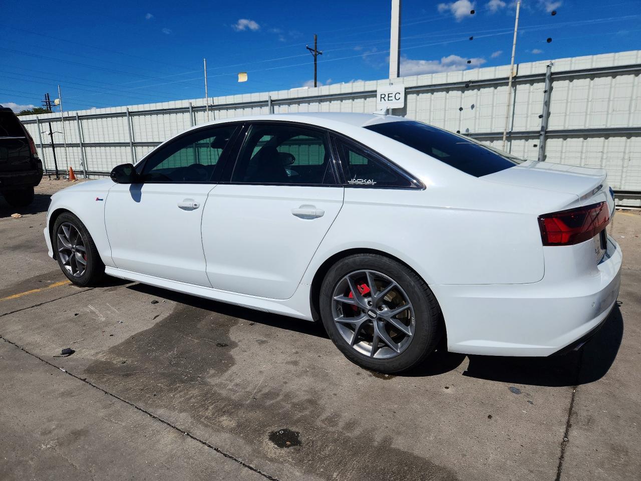 2018 Audi A6 Prestige - Фото 2