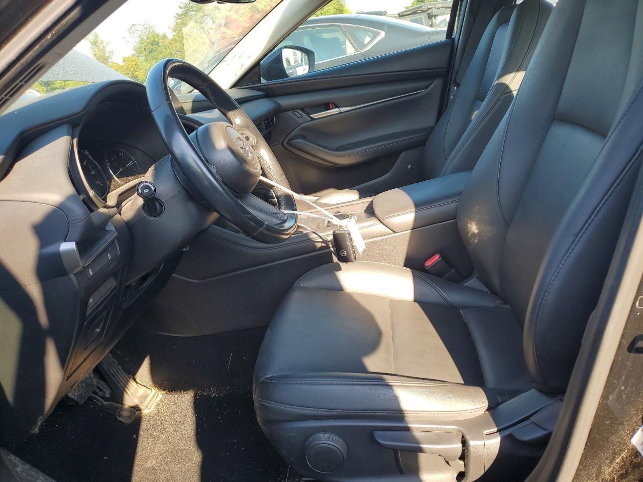 2021 Mazda 3 Select - Image 7