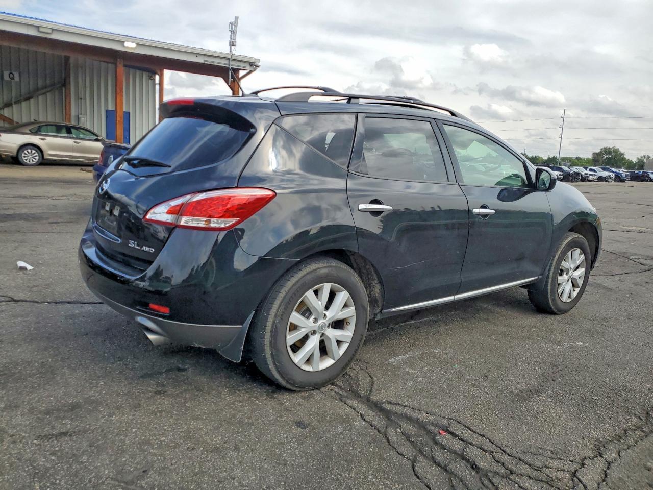 2012 Nissan Murano S - Image 3