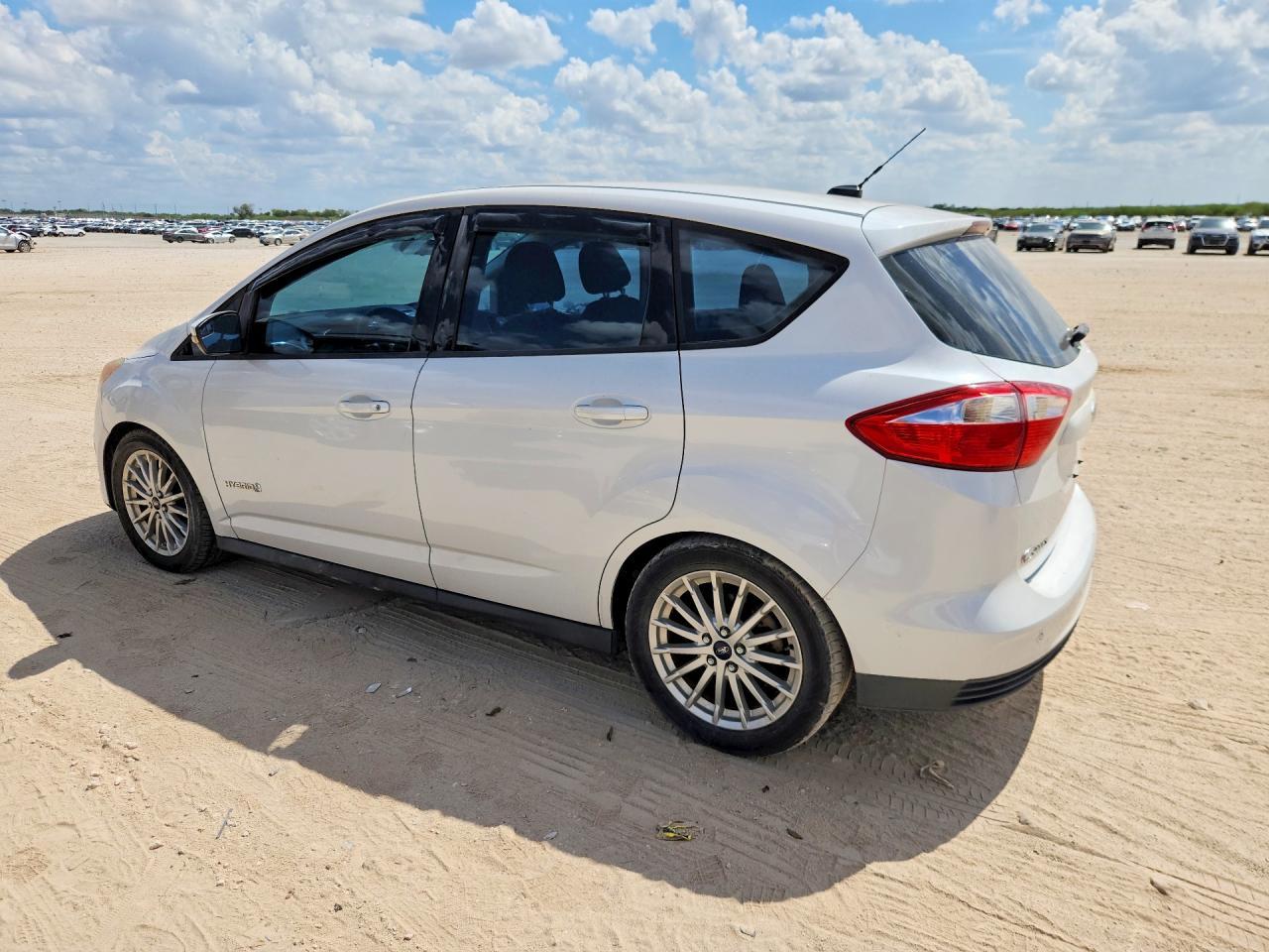 2013 Ford C-Max Se - Image 2