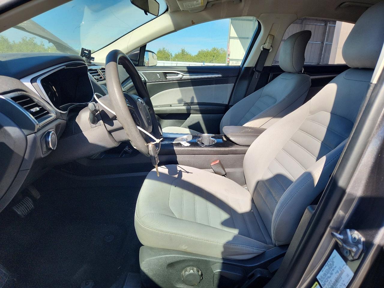 2014 Ford Fusion S Hybrid - Image 7