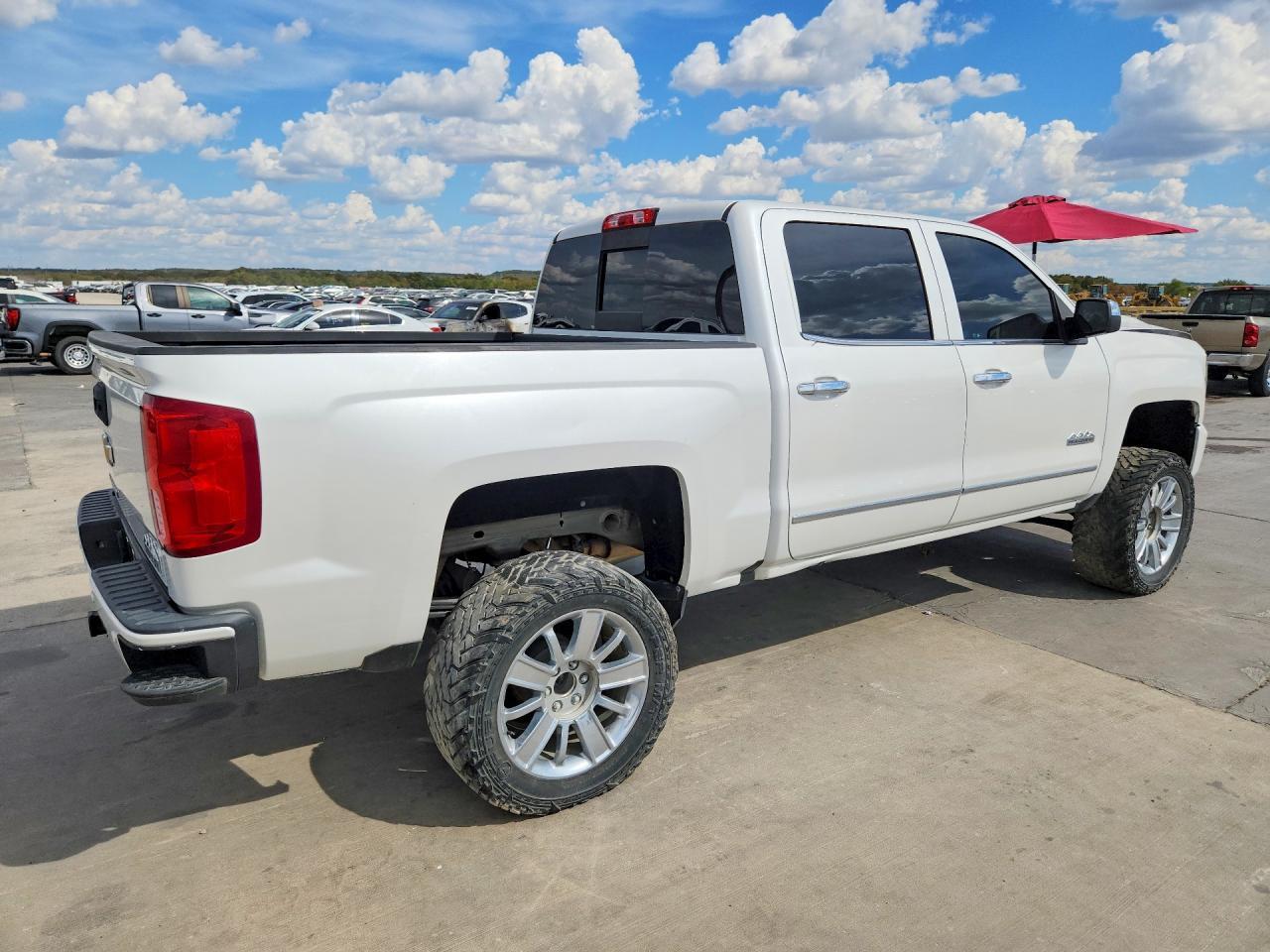 2018 Chevrolet Silverado K1500 High Country - Image 3