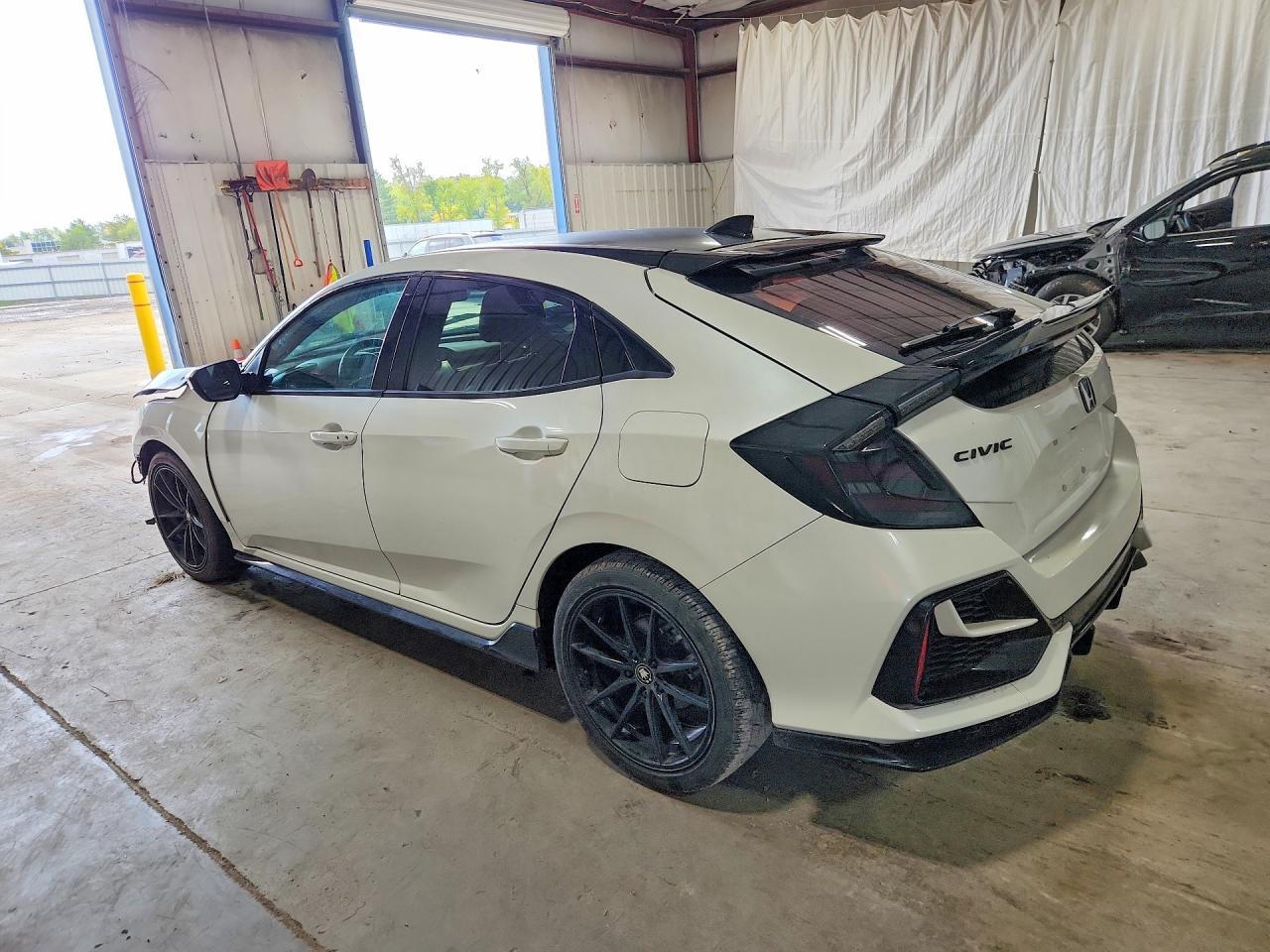 2021 Honda Civic Sport - Фото 2