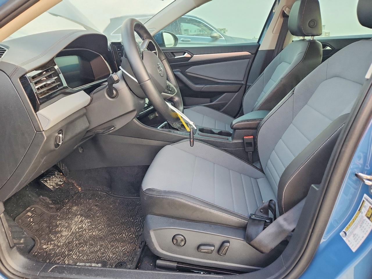 2025 Volkswagen Jetta Se - Фото 7