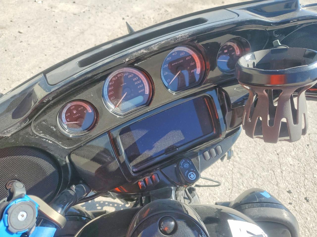 2022 Harley-Davidson Flhtk - Фото 7