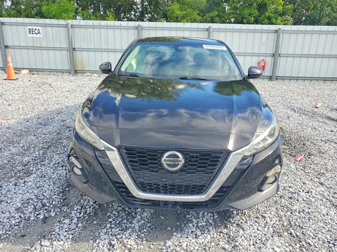 2020 Nissan Altima Sr - Фото 5