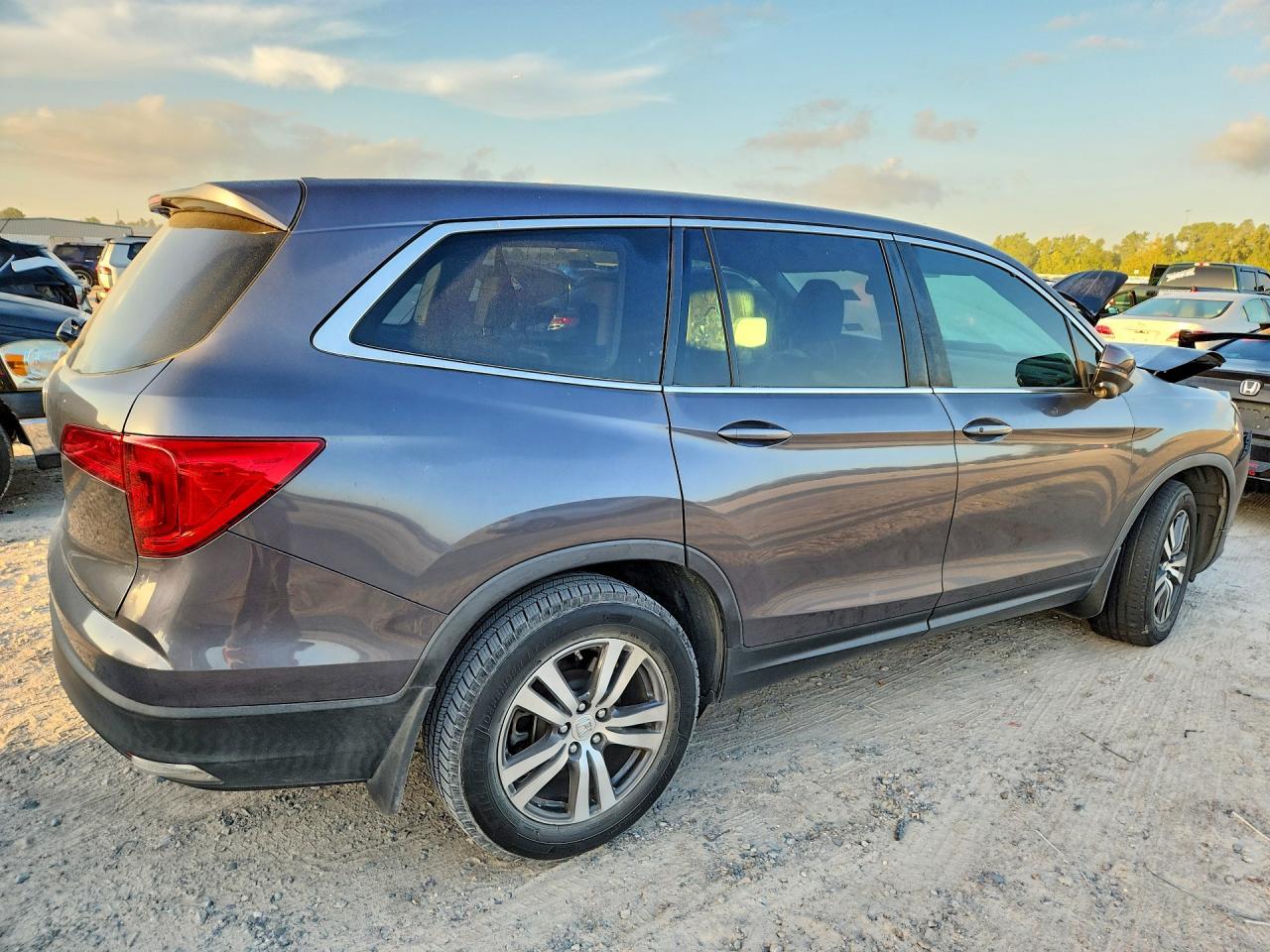 2018 Honda Pilot Exl - Image 3