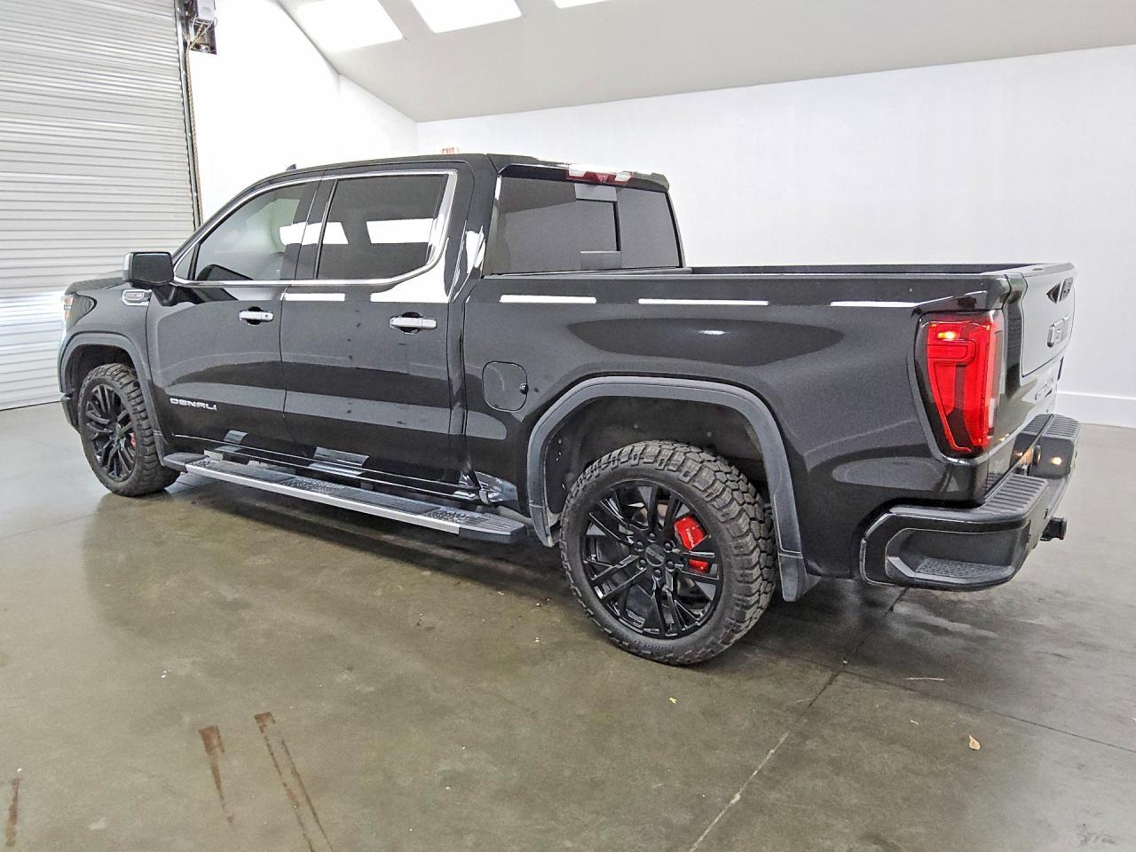 2020 GMC Sierra K1500 Denali - Image 2