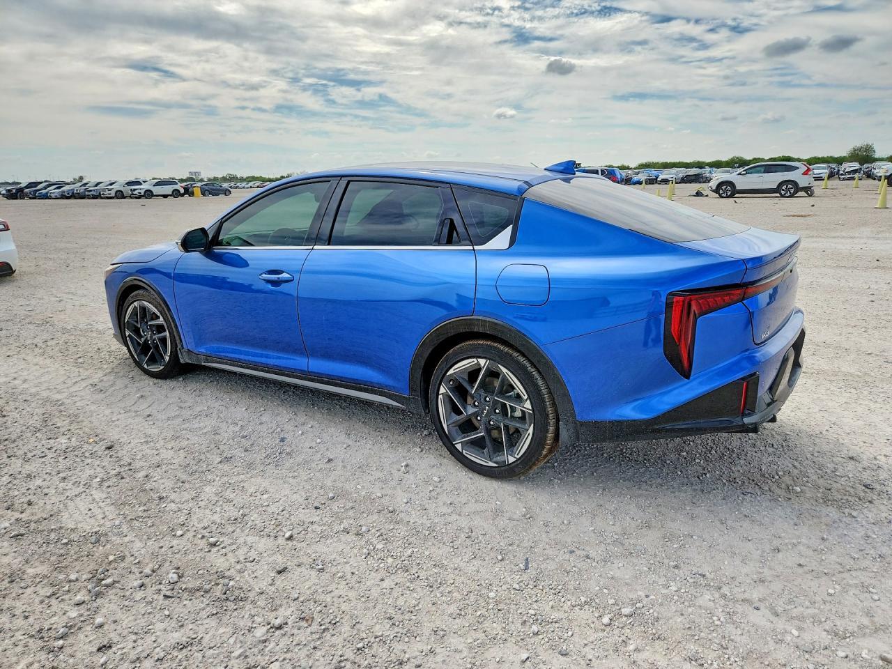 2025 Kia K4 Gt Line - Фото 2