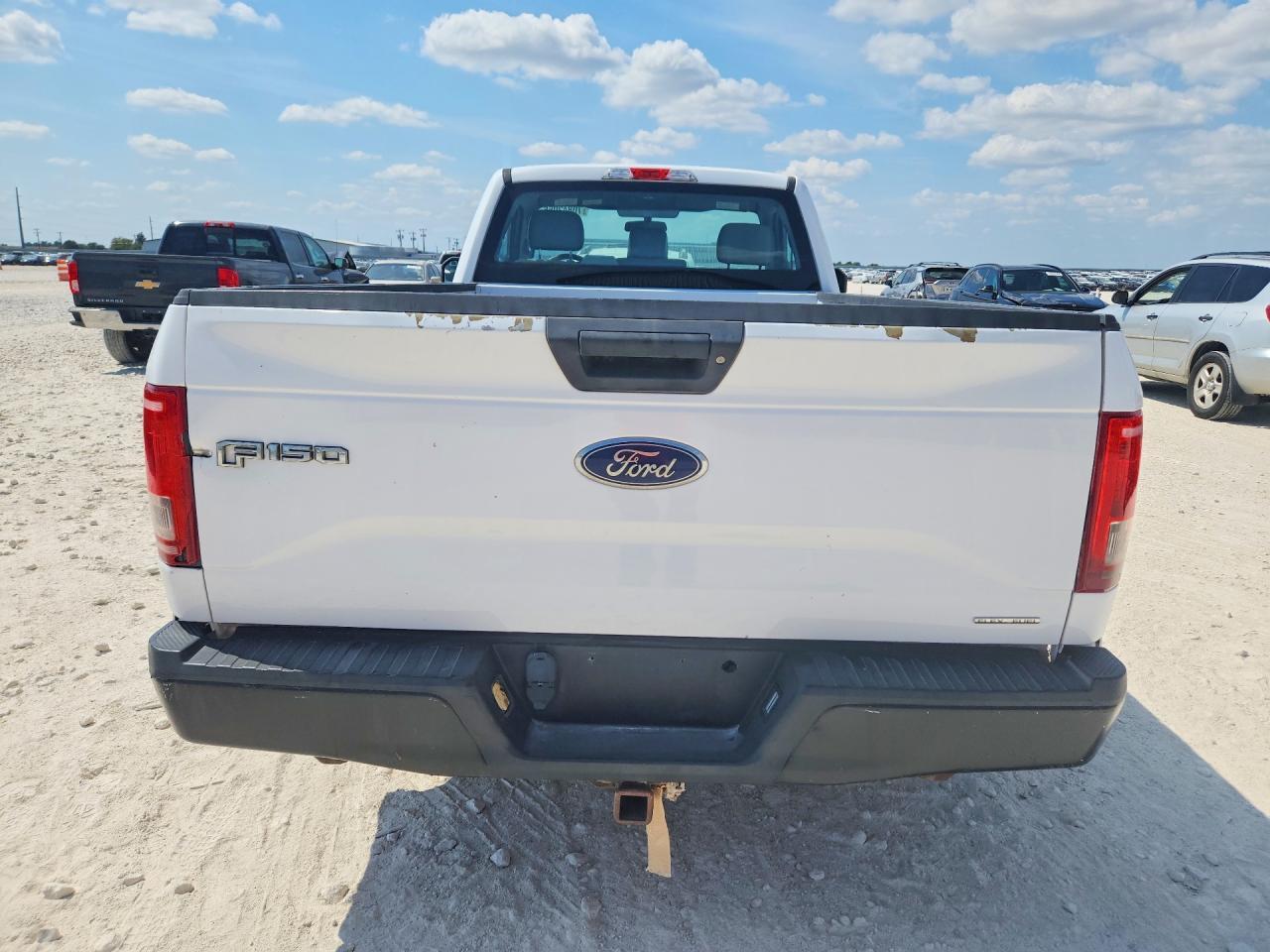 2016 Ford F150 - Фото 6