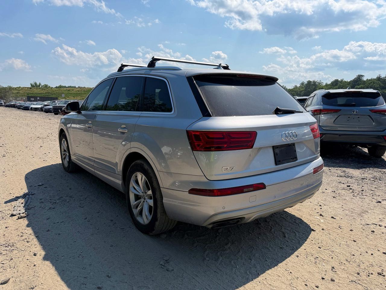 2018 Audi Q7 3.0T Premium - Фото 3