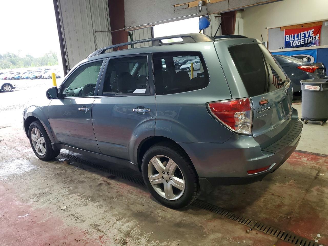 2010 Subaru Forester 2.5X Premium - Фото 2