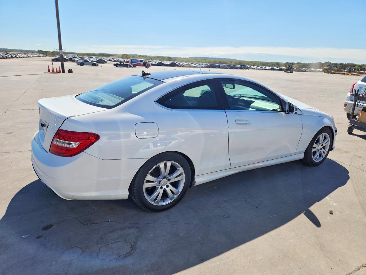 2014 Mercedes-Benz C 250 - Image 3