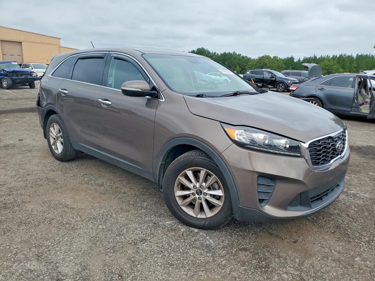 2020 Kia Sorento Lx - Image 4