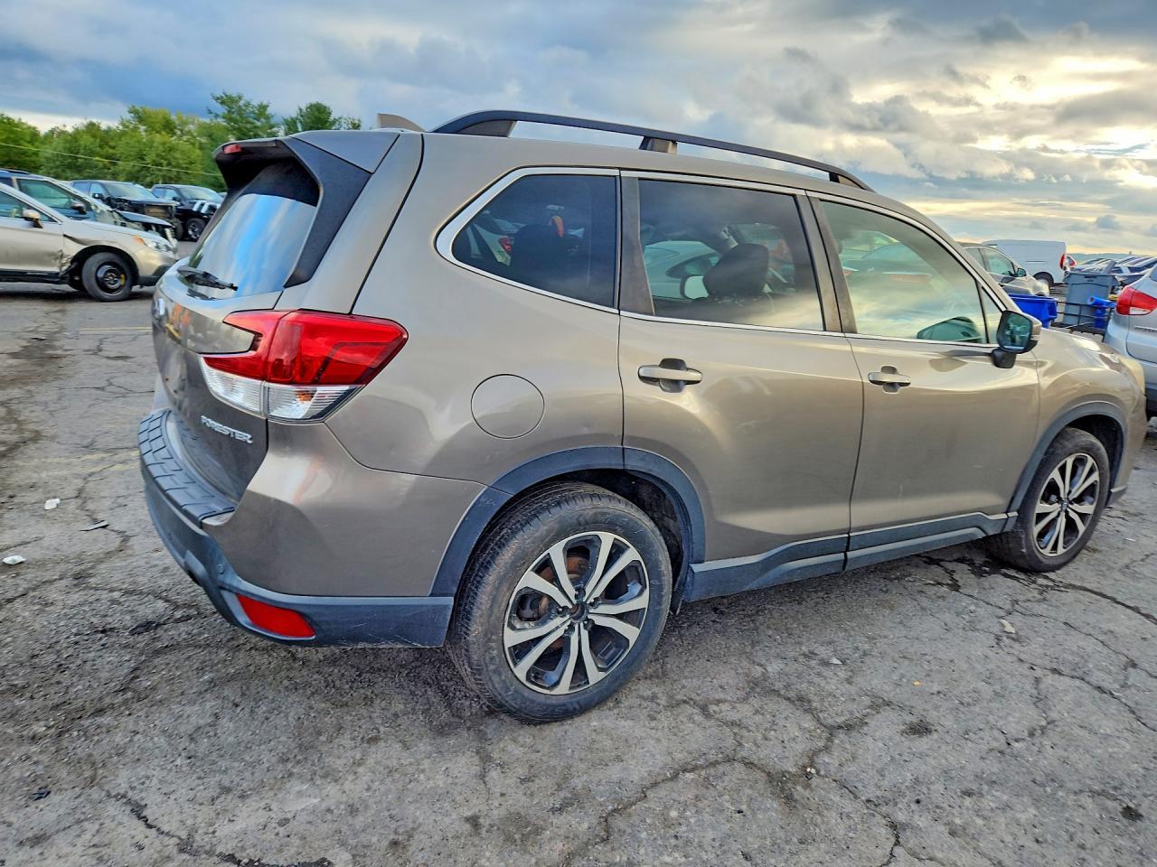 2019 Subaru Forester Limited - Фото 3