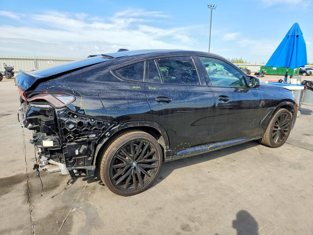 2025 BMW X6 M60I - Image 3