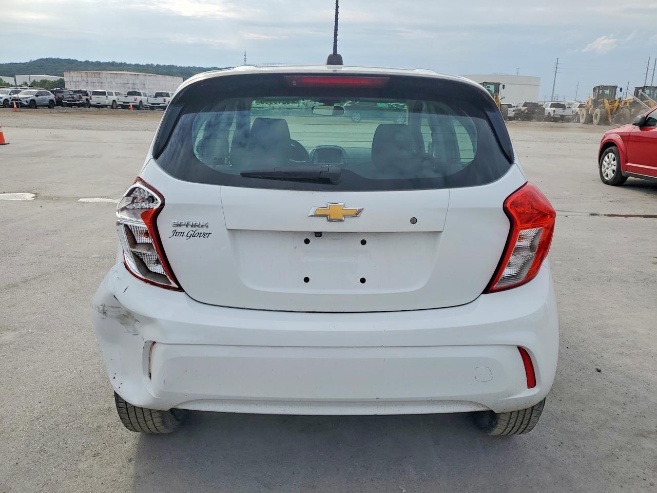 2020 Chevrolet Spark Ls - Фото 6