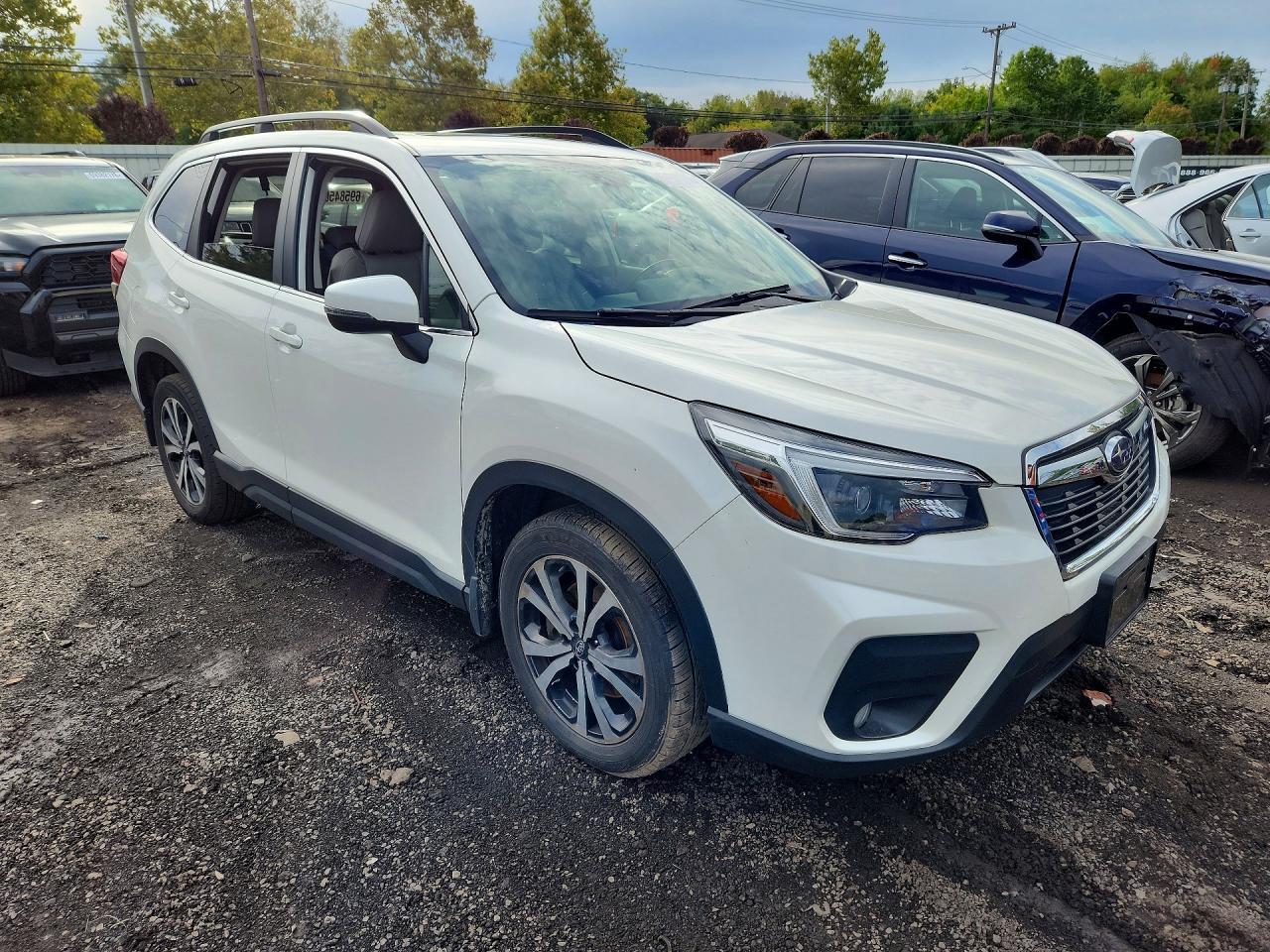 2019 Subaru Forester Limited - Image 4