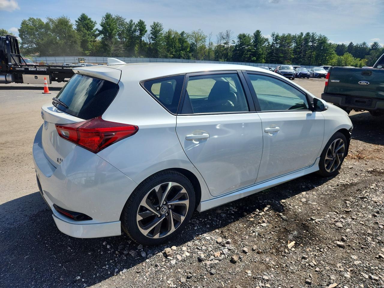 2017 Toyota Corolla Im Base - Image 3