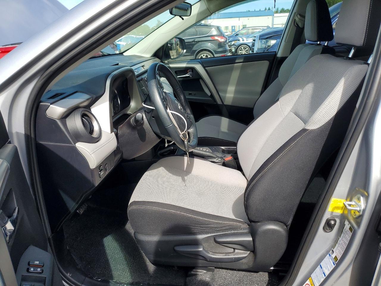 2016 Toyota Rav4 - Image 7