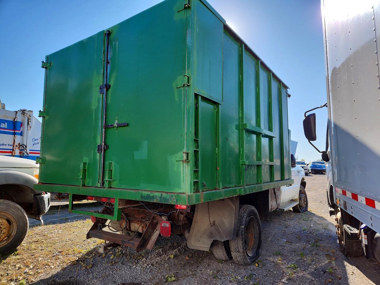 1999 Ford F450 Super Duty Dump Truck - Фото 3