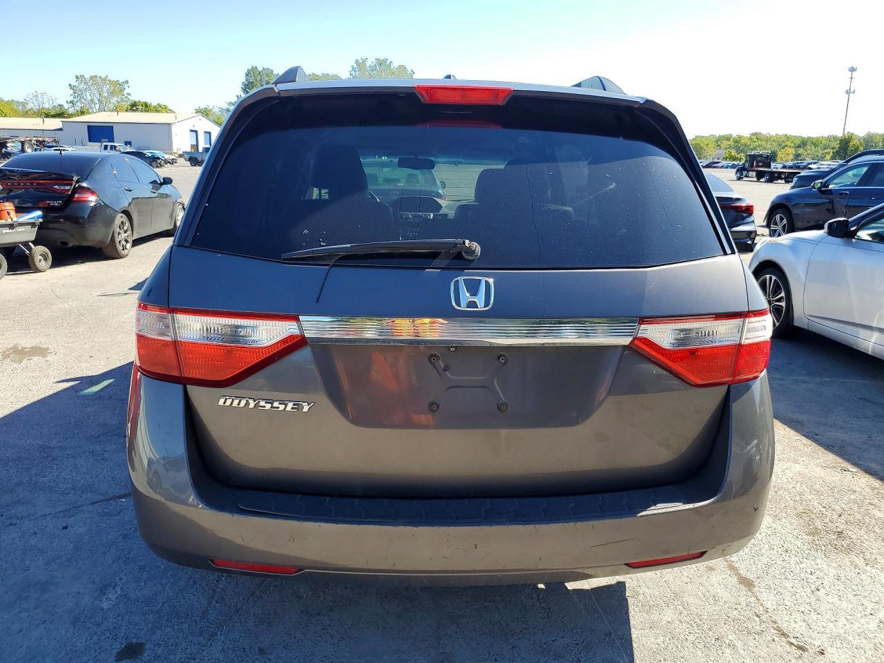 2012 Honda Odyssey Exl - Image 6