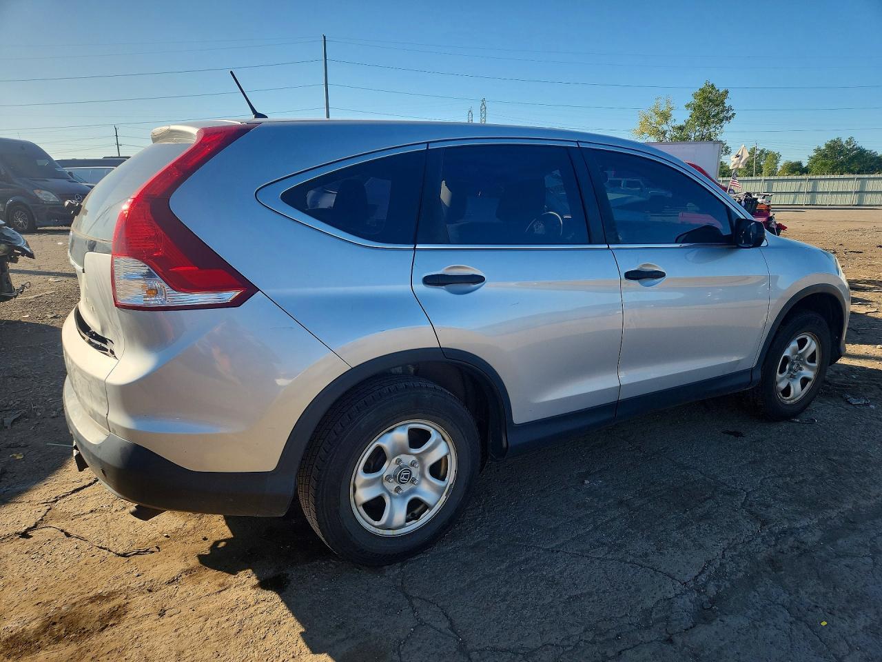 2014 Honda Cr-V Lx - Image 3