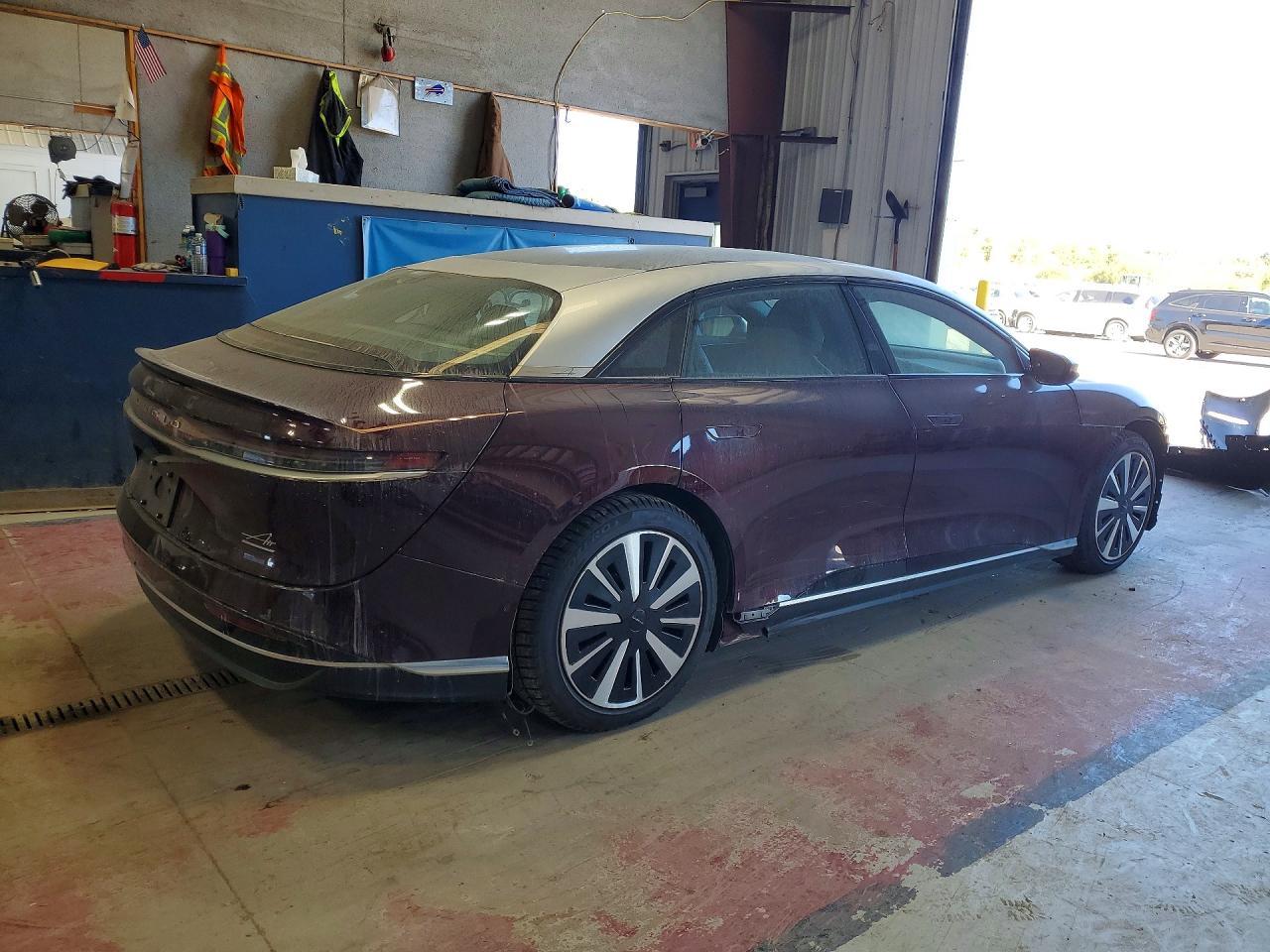 2022 Lucid Motors Air Dream - Фото 3