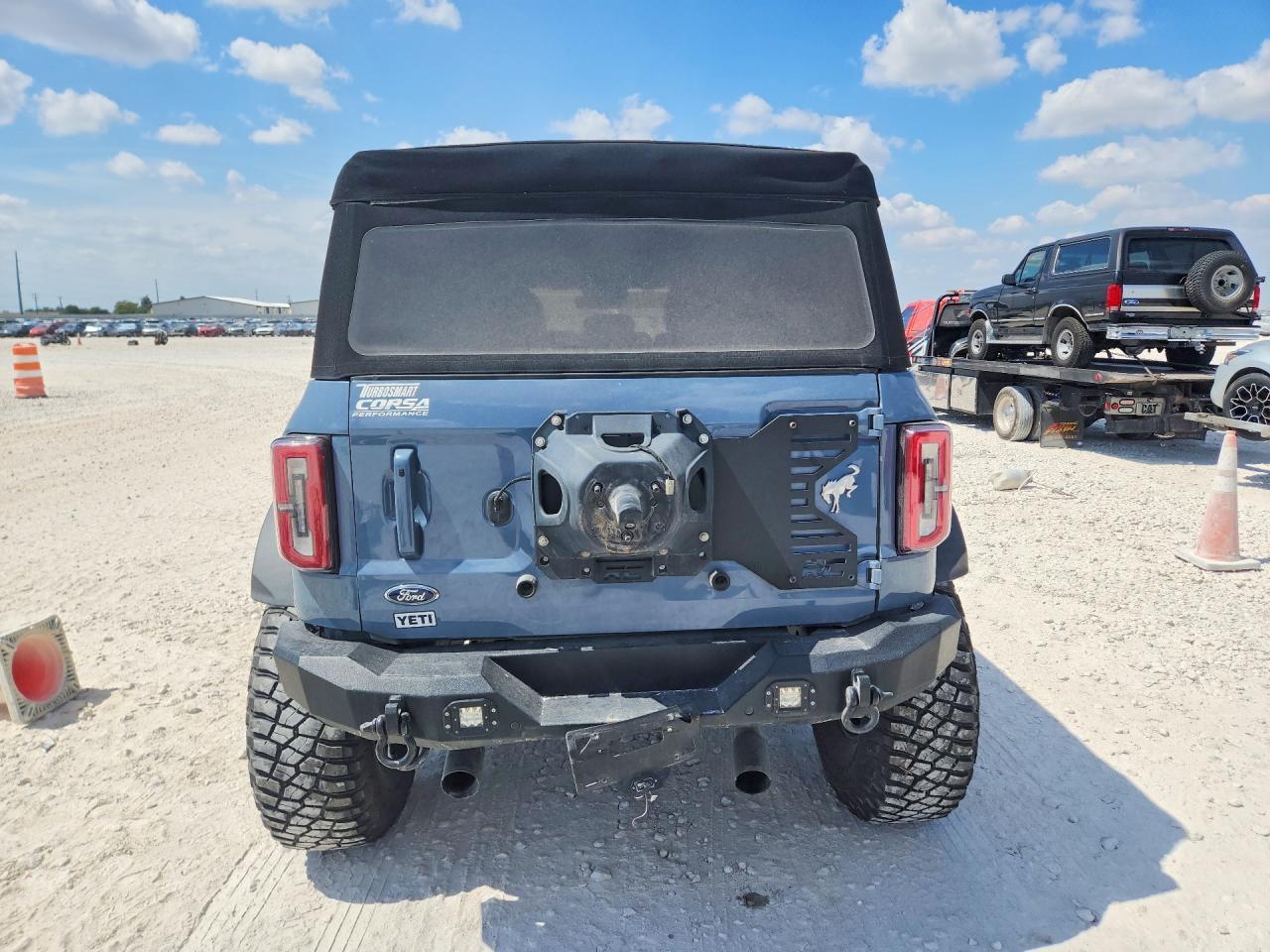 2023 Ford Bronco Base - Фото 6