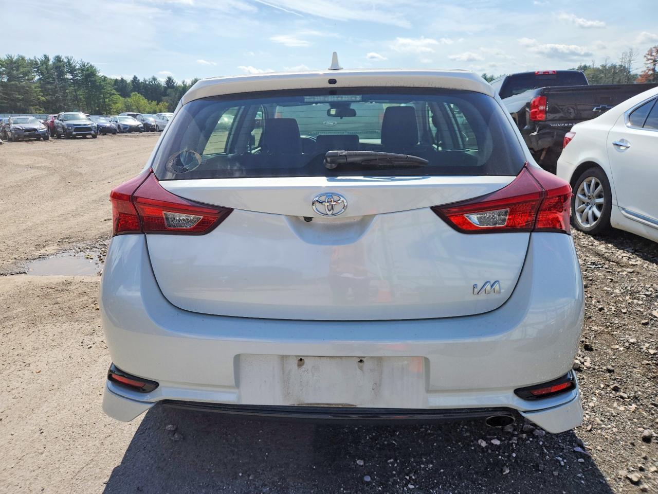 2017 Toyota Corolla Im Base - Image 6