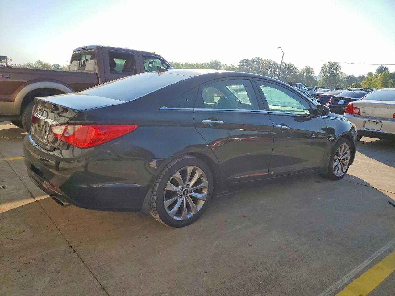 2012 Hyundai Sonata Se - Фото 3
