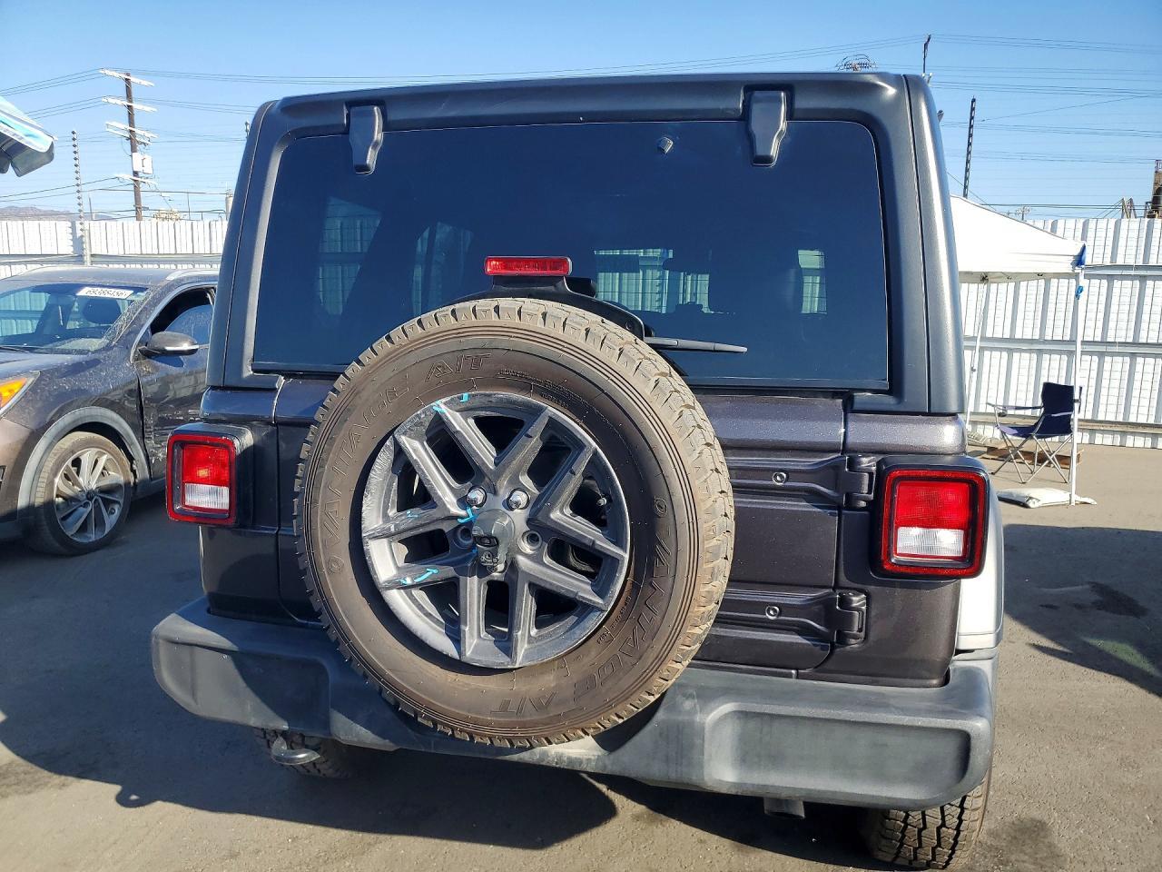 2025 Jeep Wrangler Sport - Image 6
