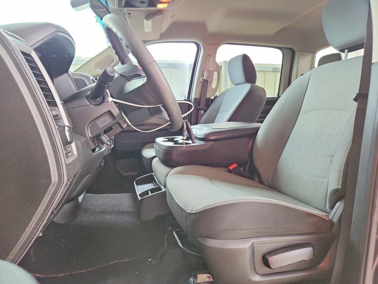 2021 Ram 1500 Classic Tradesman - Фото 7