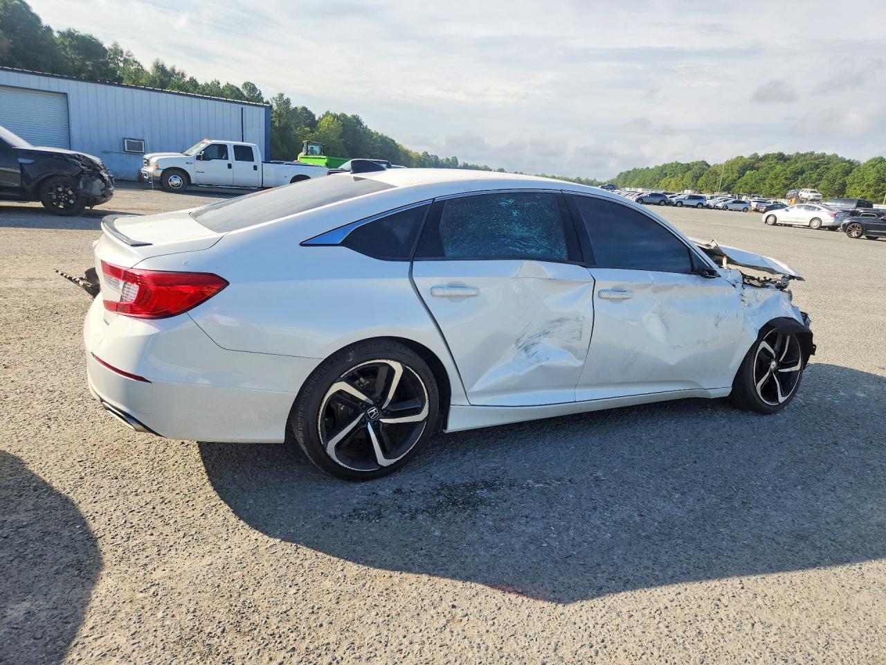 2021 Honda Accord Sport - Фото 3