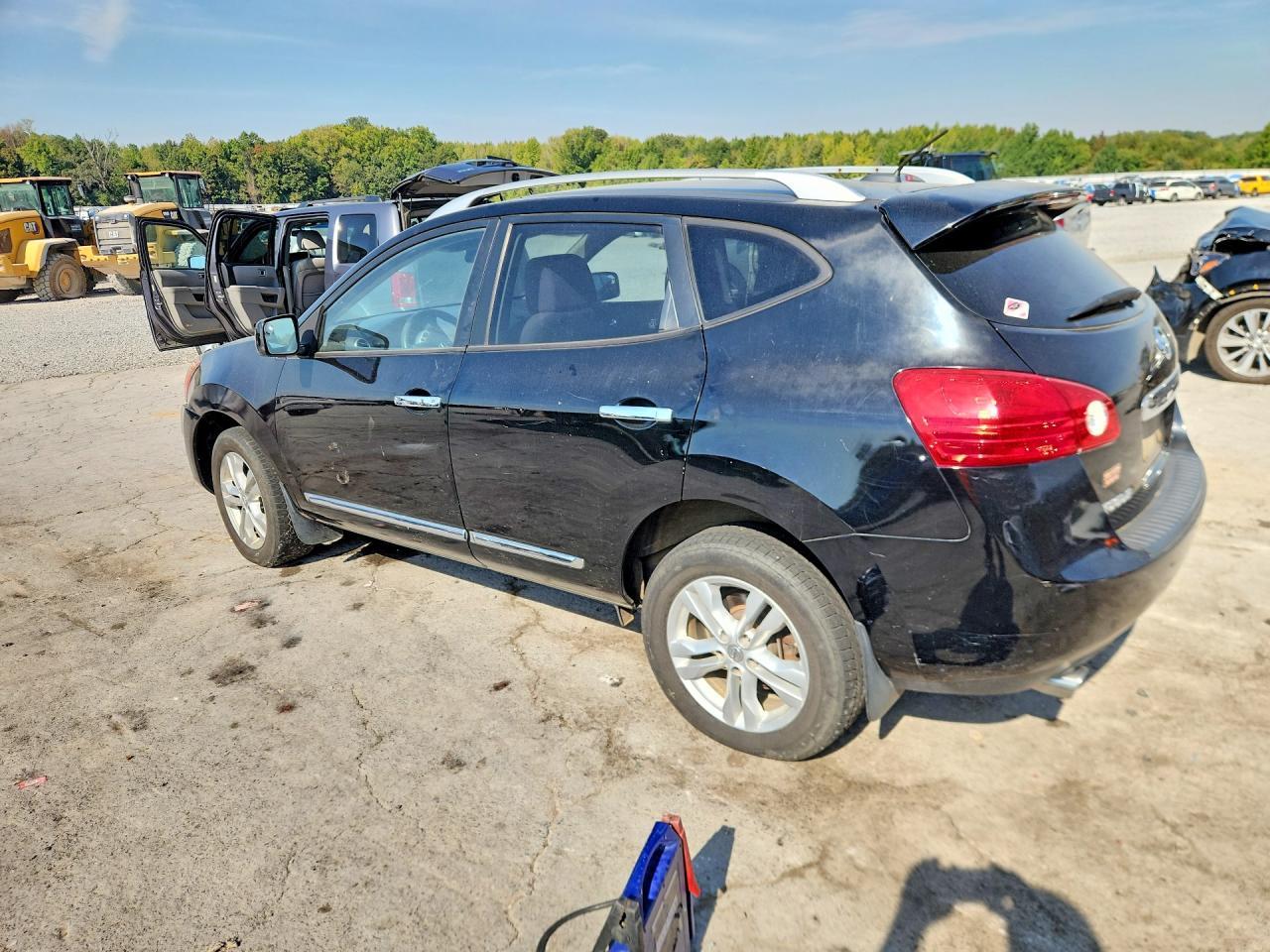 2012 Nissan Rogue S - Фото 2