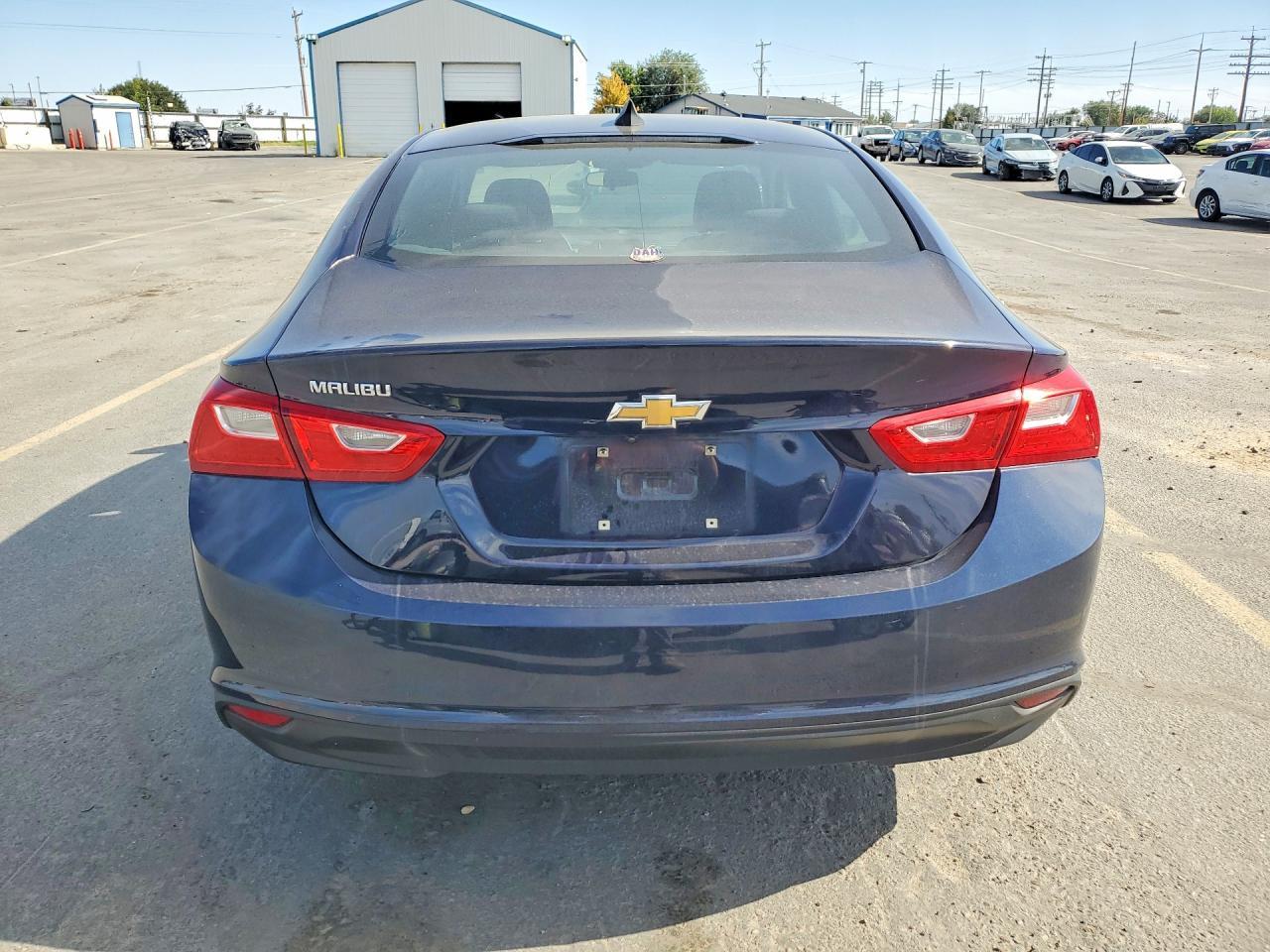 2017 Chevrolet Malibu Ls - Фото 6