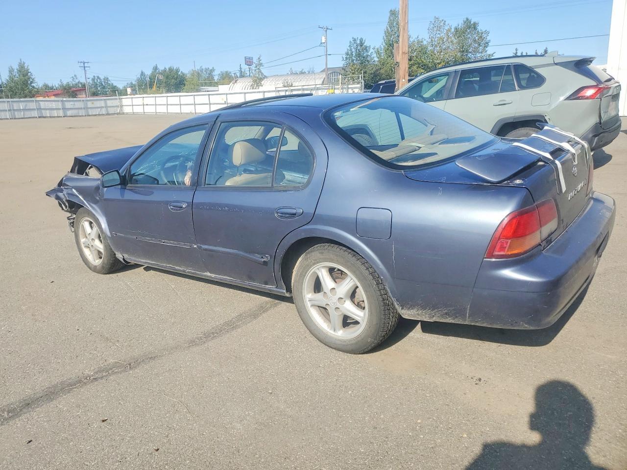 1999 Nissan Maxima Gxe - Фото 2